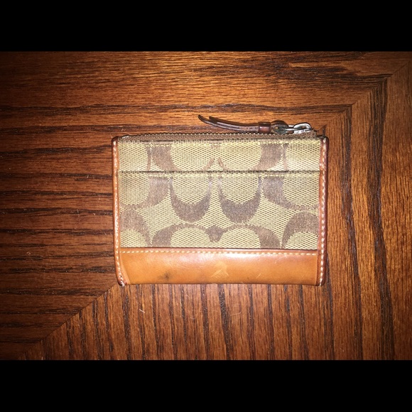 Coach Accessories - 💕Coach Wallet